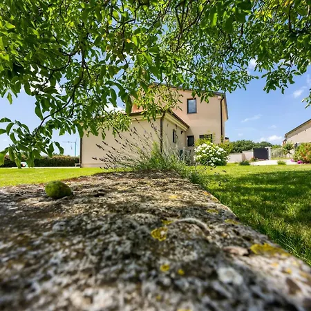 Villa Joze *
